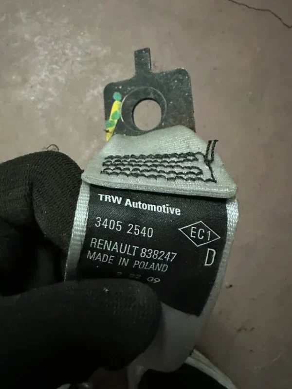 Cinturones traseros Clío sport rs III 3 mk3 - Imagen 5