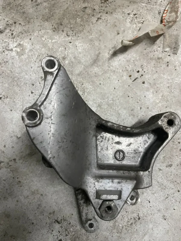 Mitsubishi lancer evo x Soporte bomba - Imagen 3