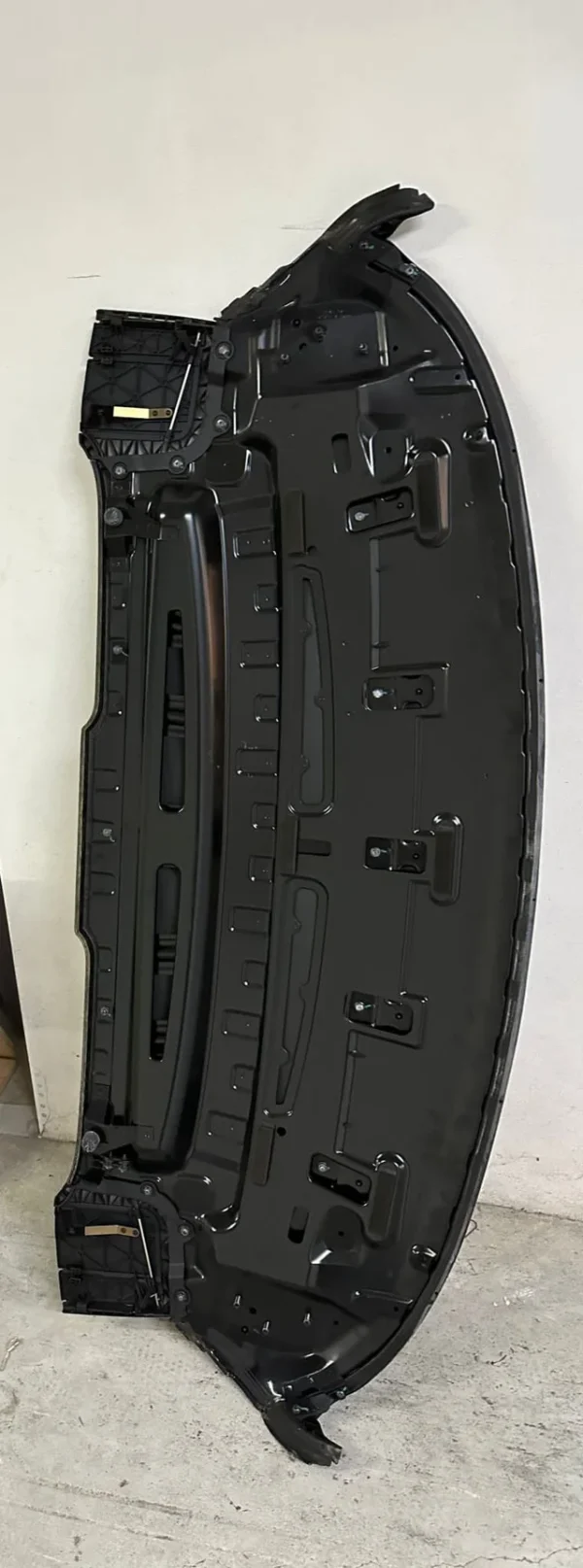 BMW m3 e92 parte trasera de la capota - Imagen 2