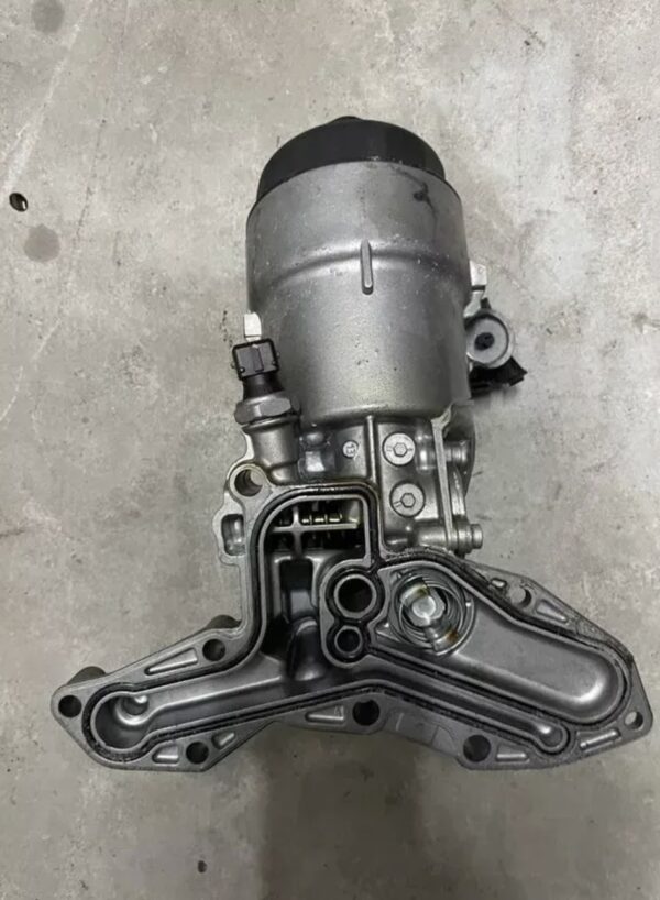 BMW m3 e92 soporte filtro aceite motor - Imagen 5