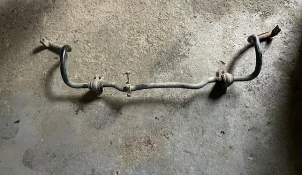 Estabilizadora delantera Clío sport rs III 3 mk3