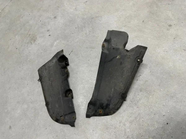 BMW m3 e92 plasticos pases de rueda - Imagen 3