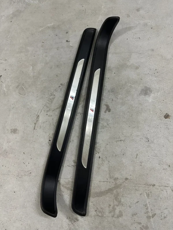 BMW m3 e92 molduras interiores marco puerta