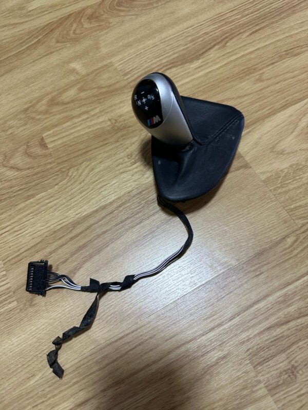 BMW m3 e92 vendo funda pomo marchas - Imagen 3