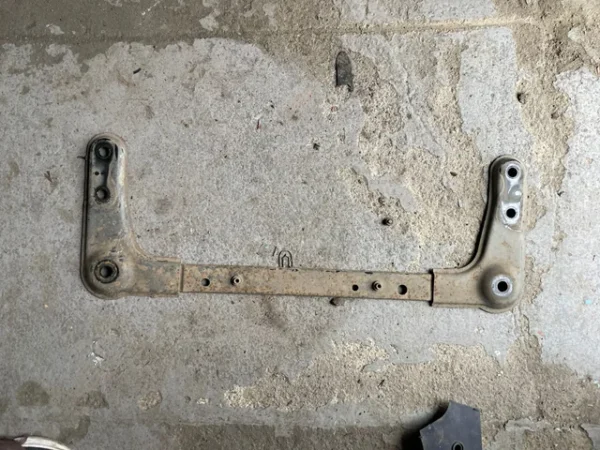Alargador cuna delantera megane 2 sport f1 r26