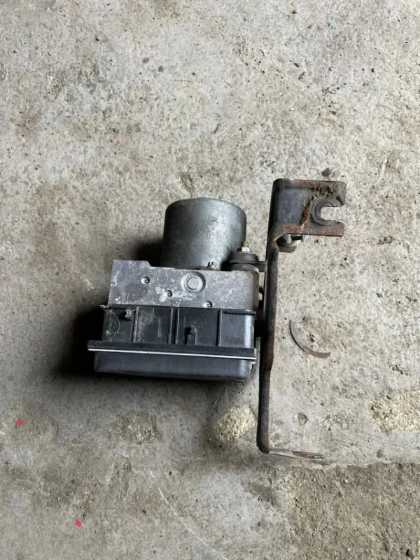 Módulo abs Clío sport rs III 3 mk3 - Imagen 2