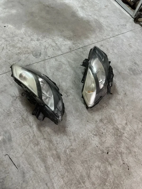 Renault clio sport 3 197 200 203 faros ORIGINALES - Imagen 3