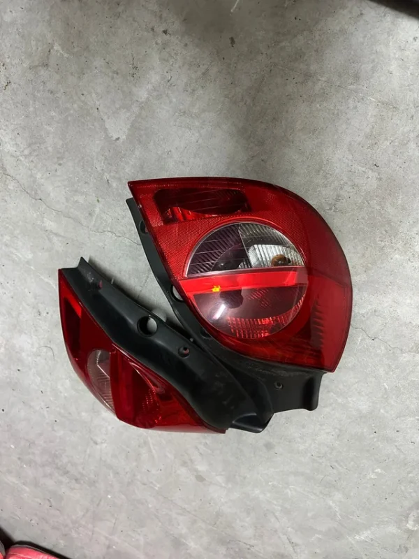 Focos clio sport 3 197 200 203 - Imagen 4