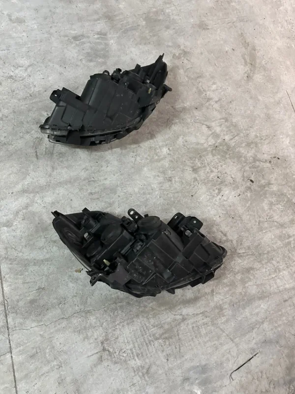 Renault clio sport 3 197 200 203 faros ORIGINALES - Imagen 5