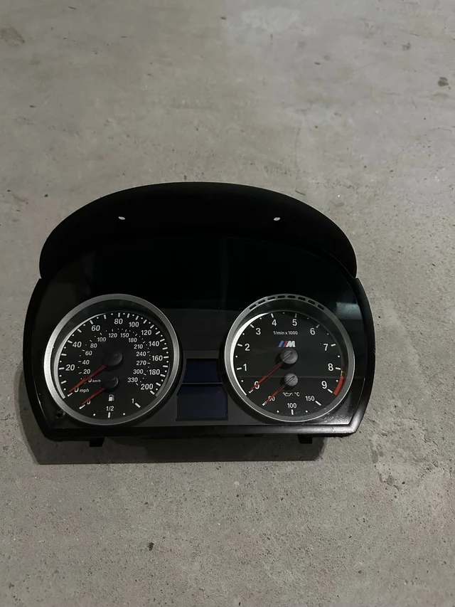 BMW m3 e92 velocimetro