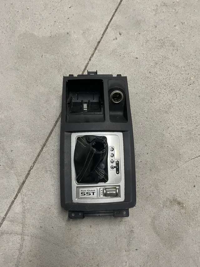 Mitsubishi lancer evo x 10 Plastico marchas sst