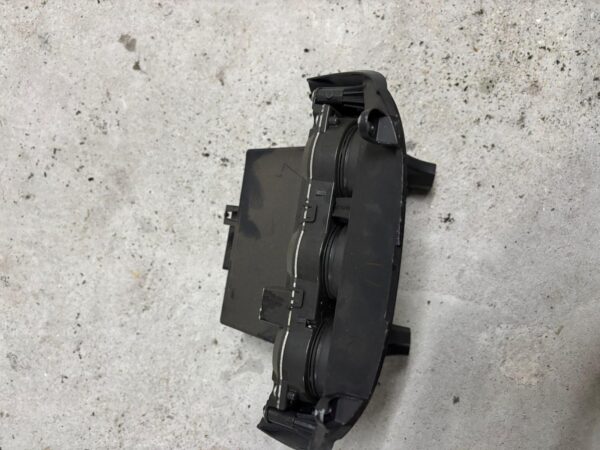Mitsubishi lancer evo x 10 Modulo carcasa clima - Imagen 5