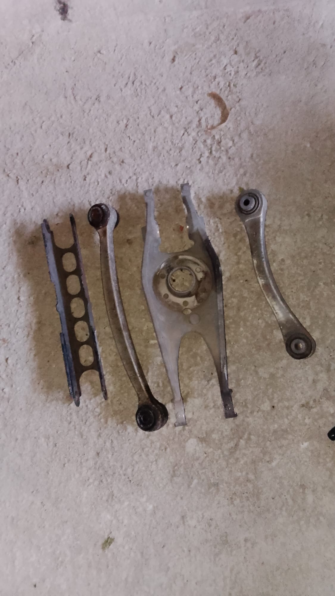 BMW m3 E92 kit brazos traseros manguetas - Imagen 2