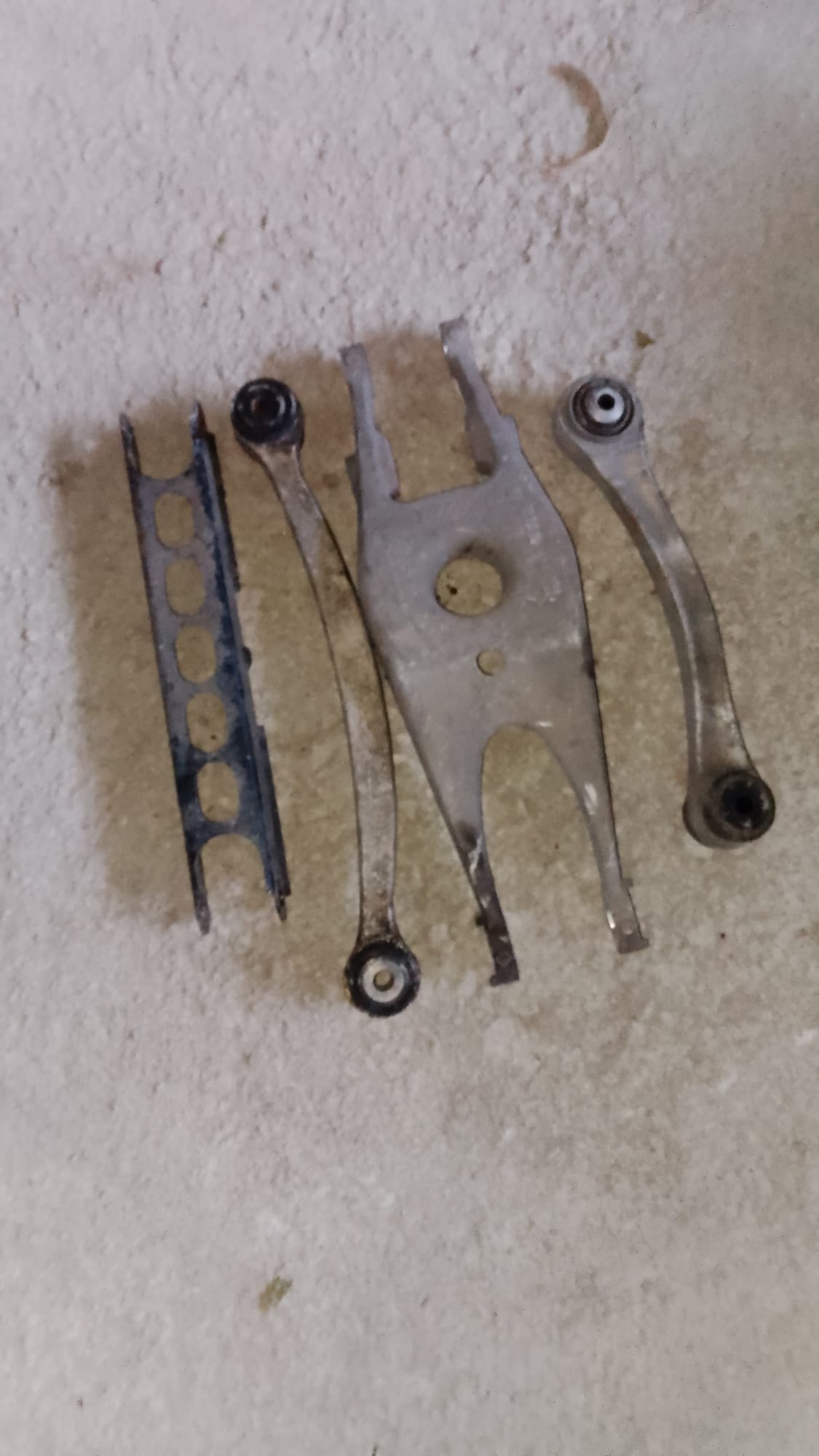 BMW m3 E92 kit brazos traseros manguetas