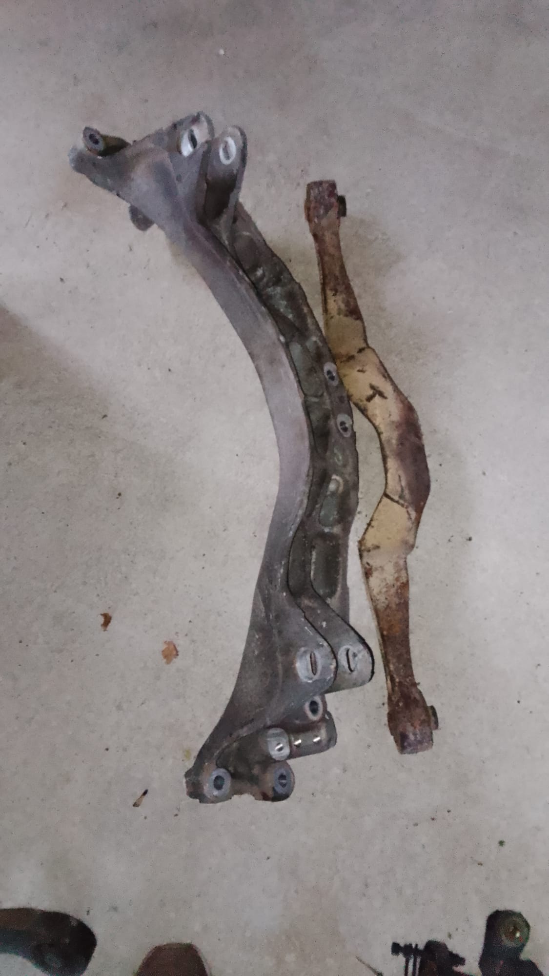 Mitsubishi lancer evo 7 8 9 Pieza puente trasero - Imagen 3