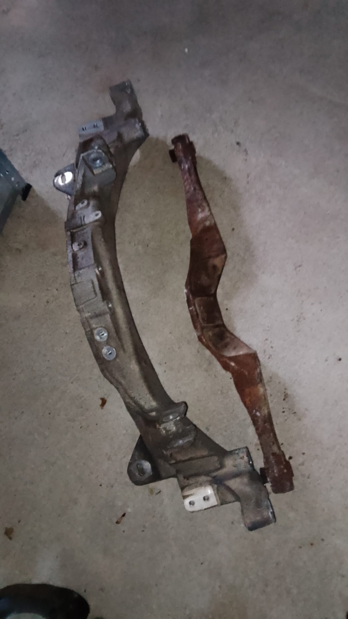 Mitsubishi lancer evo 7 8 9 Pieza puente trasero - Imagen 2