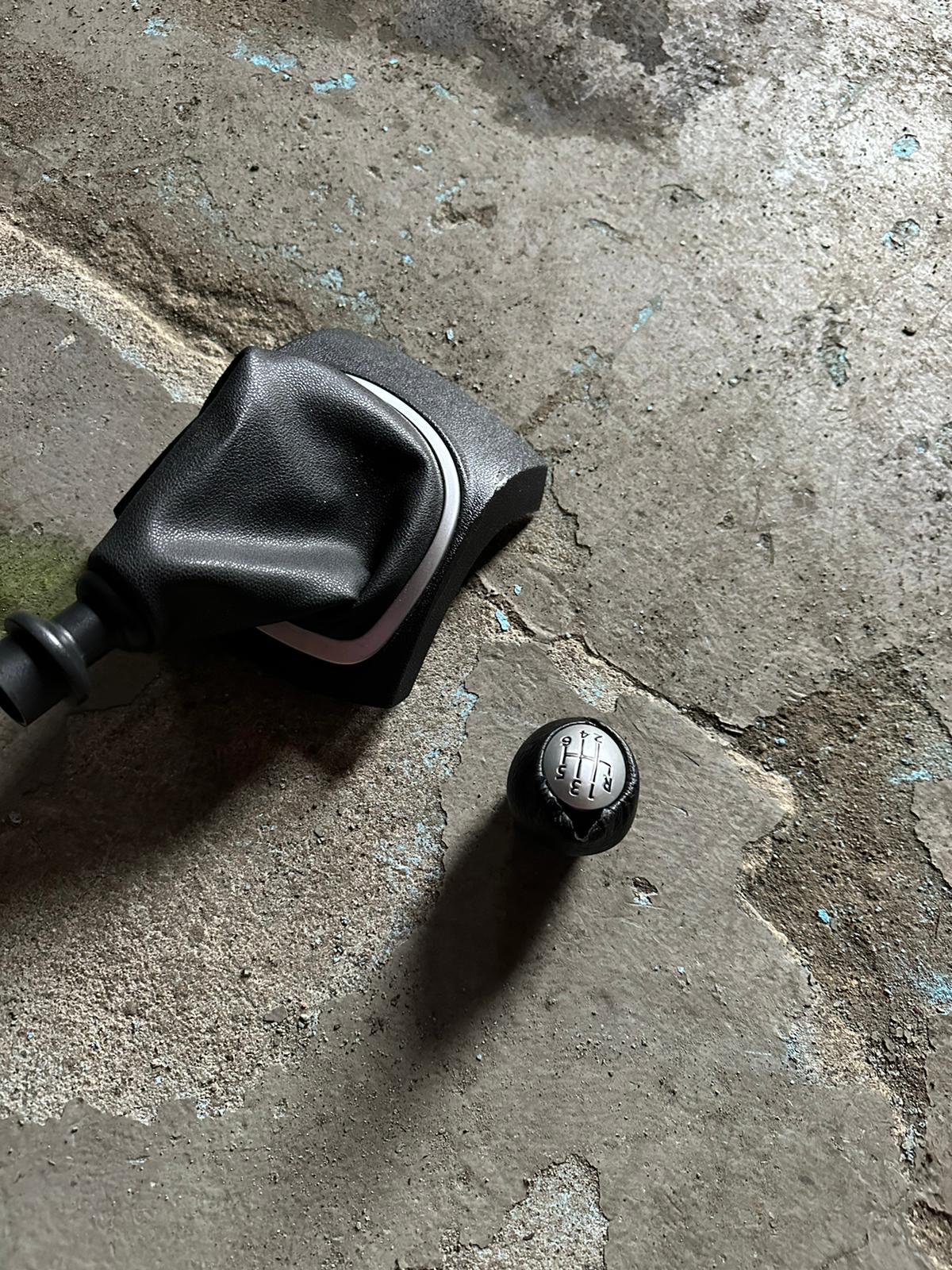 Clio sport 3 197 200 203 pomo funda marchas - Imagen 4