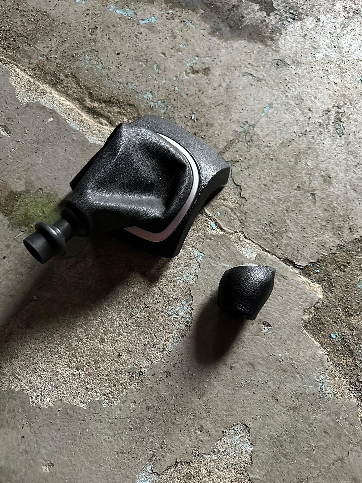 Clio sport 3 197 200 203 pomo funda marchas - Imagen 3