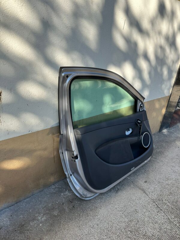 Clio sport 3 197 200 203 Puerta izquierda - Imagen 4