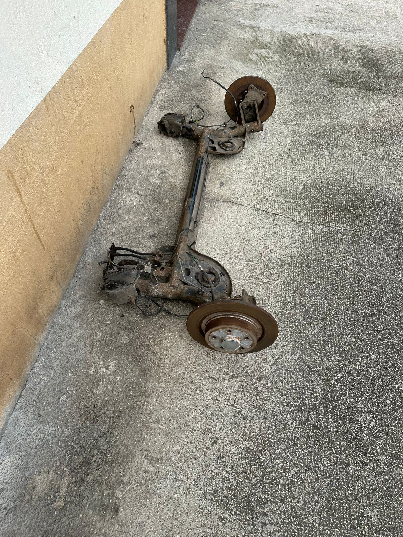 clio sport 3 197 200 203 Puente eje trasero - Imagen 2