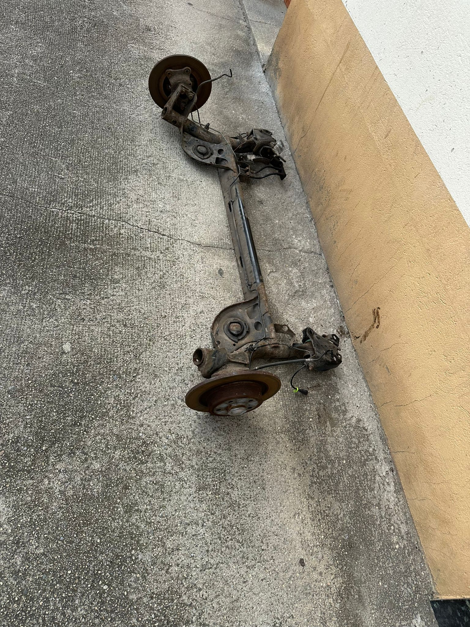 clio sport 3 197 200 203 Puente eje trasero - Imagen 3