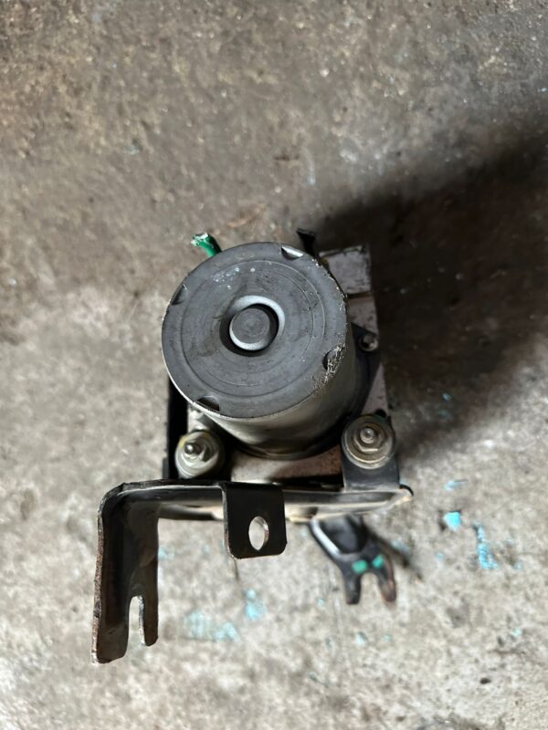 Modulo abs de Clio sport 3 197 200 203 - Imagen 3