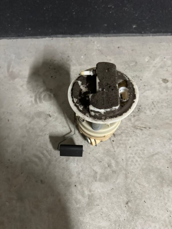 Bomba de gasolina Renault Clio sport 172 182 - Imagen 3