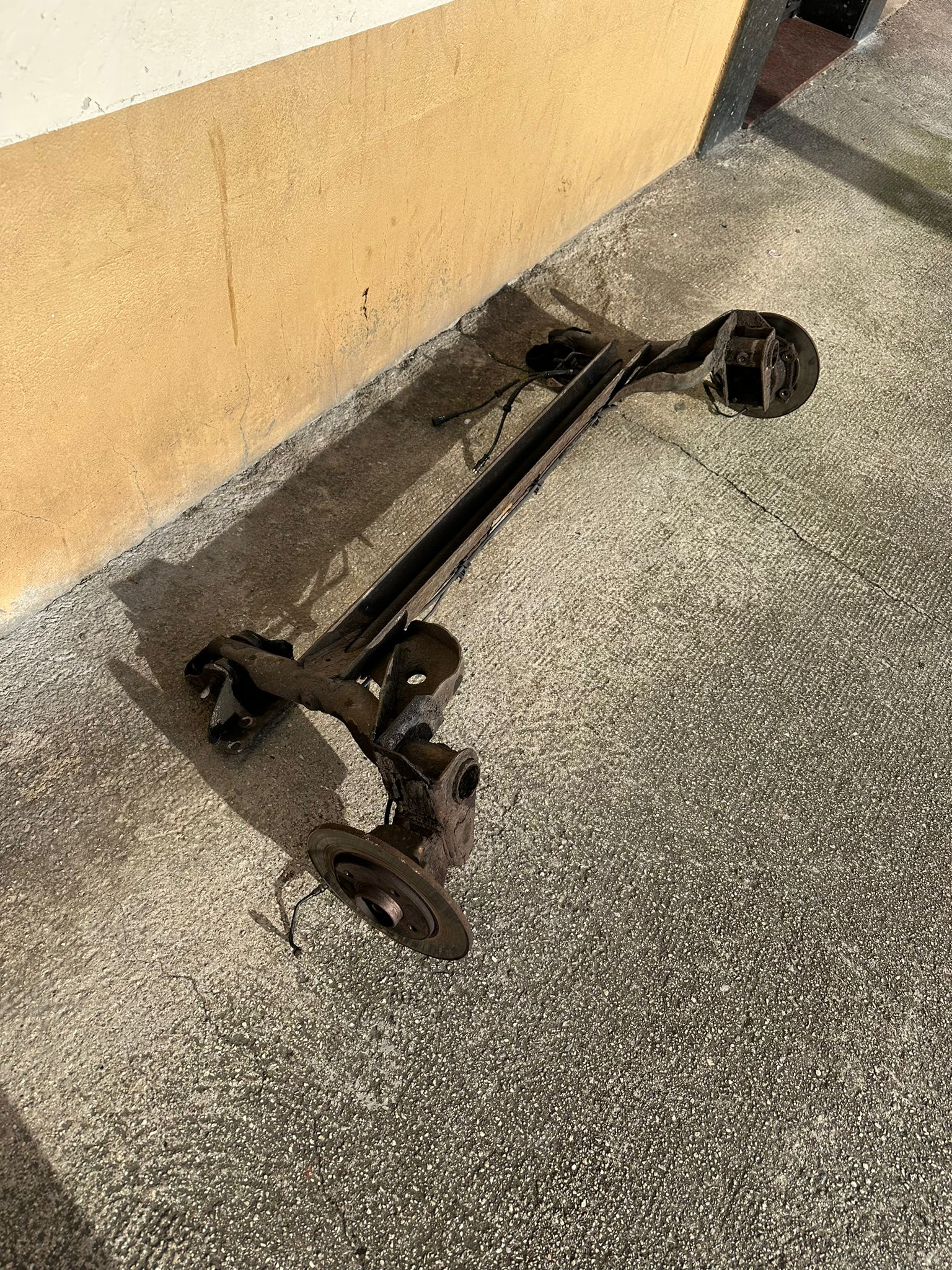 Puente trasero Renault Clio sport 172 182 - Imagen 3