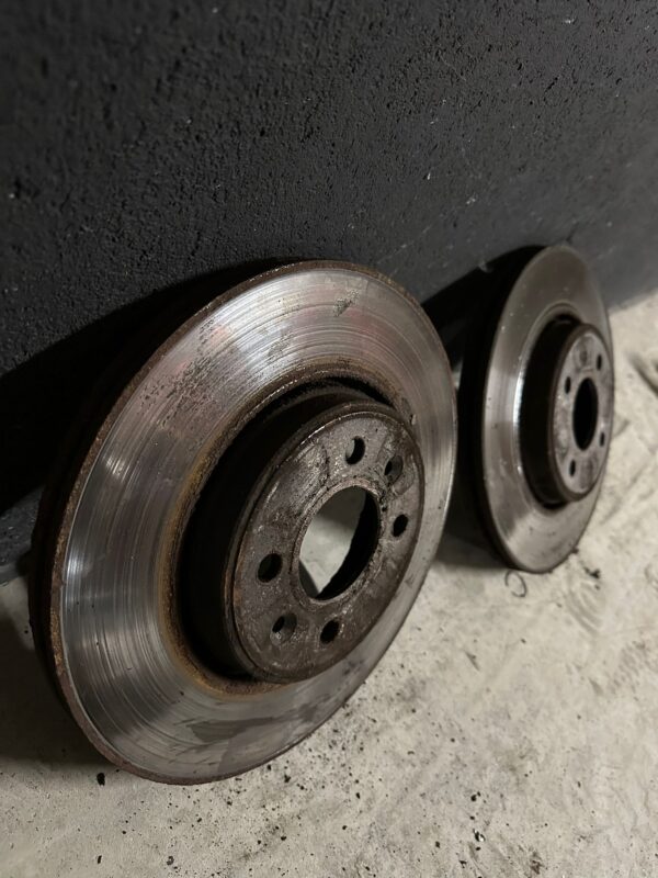 Discos freno delanteros Renault Clio sport 172 182 - Imagen 2