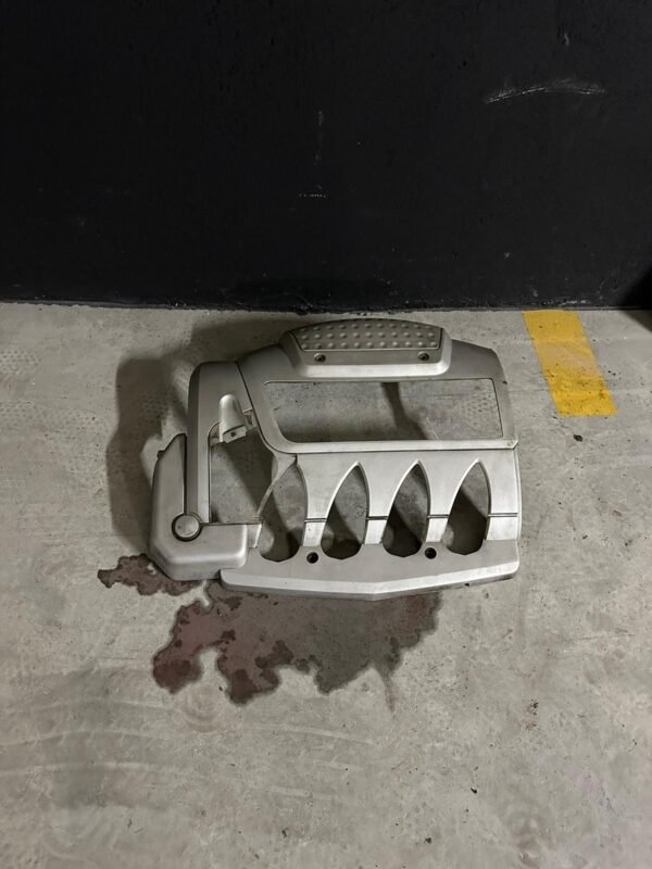 Tapa motor Renault Clio sport 172 182