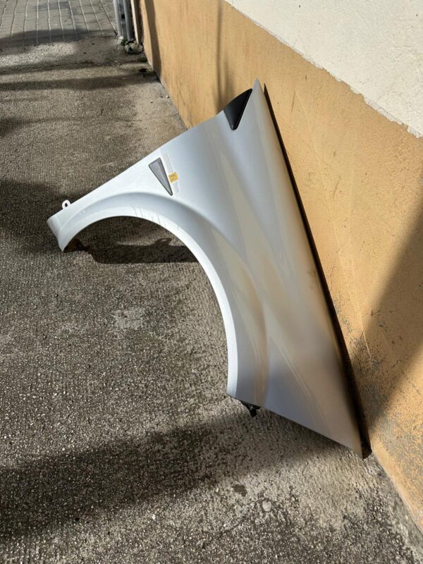 Megane 2 rs sport r26 aleta derecha - Imagen 2