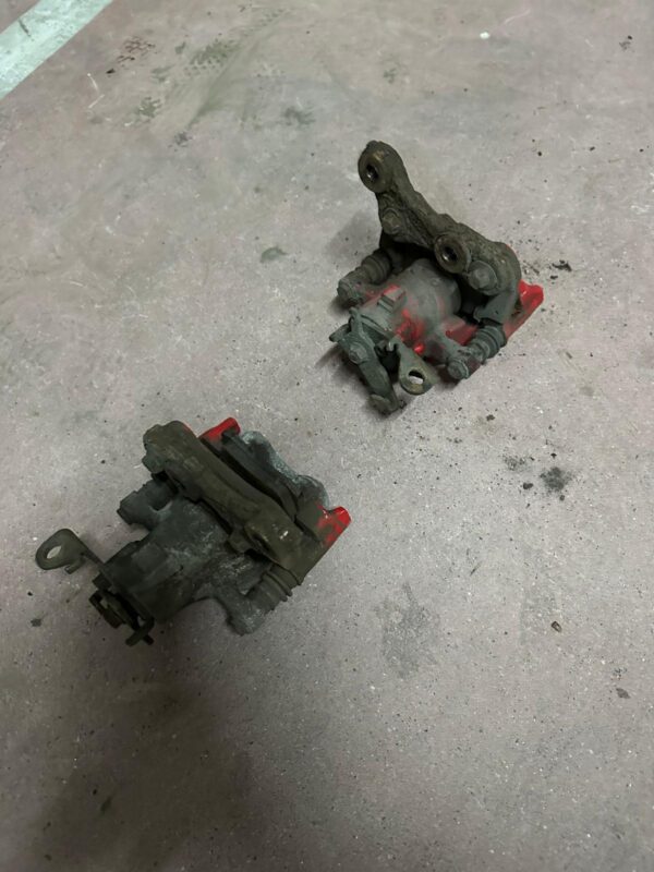 Renault megane 2 r26 f1 team pinzas freno traseras - Imagen 6