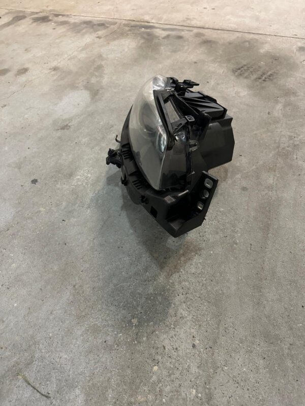Bmw m3 e90 e92 e93 e9x faro derecho - Imagen 3