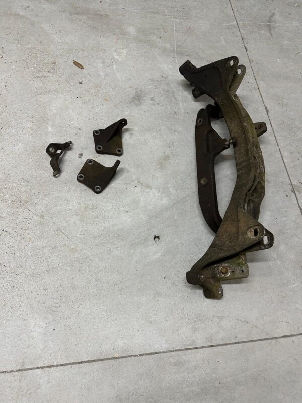 Mitsubishi lancer evolution 6 VI soporte subchasis - Imagen 2