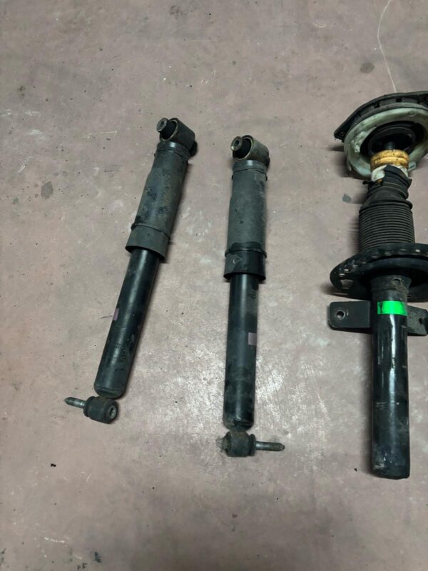 Megane sport r26 f1 team suspension - Imagen 3
