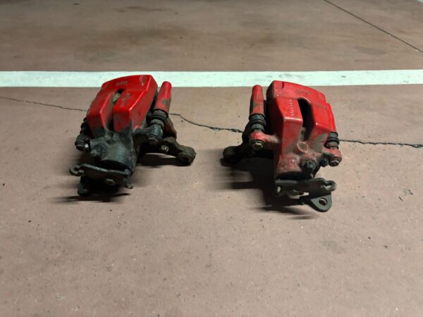 Megane sport r26 f1 team pinzas freno traseras - Imagen 3