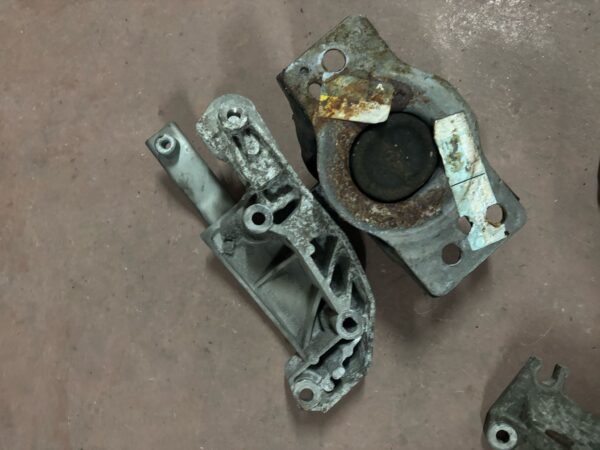 Megane sport r26 f1 team kit tacos motor y cambio - Imagen 6