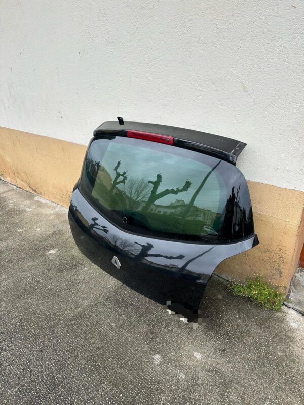 Porton maletero clio sport 3 197 200 203
