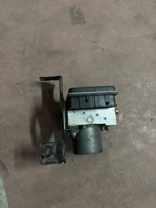 Renault clio sport 3 197 200 203 modulo abs - Imagen 2