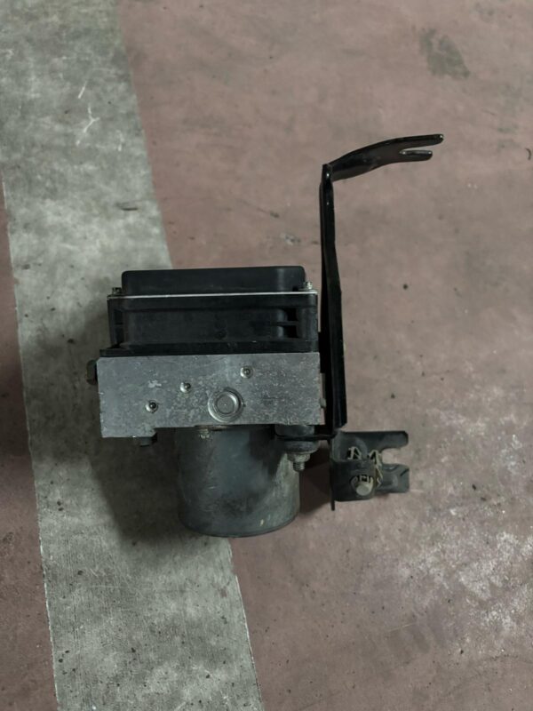 Renault clio sport 3 197 200 203 modulo abs - Imagen 3