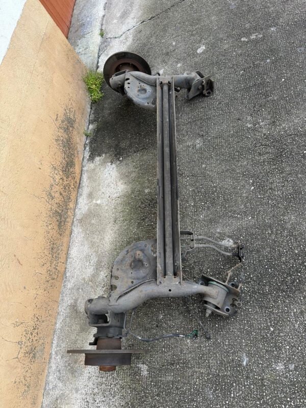 Puente eje trasero clio sport 3 197 200 203 - Imagen 2