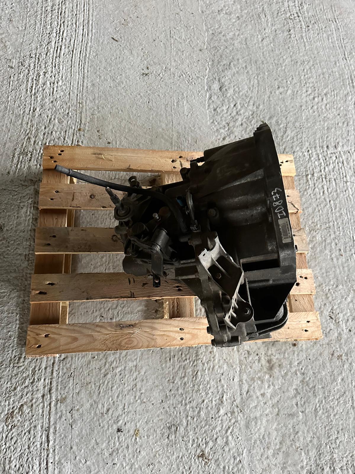 Caja de cambios ND0 020 megane sport r26 f1 team - Imagen 5