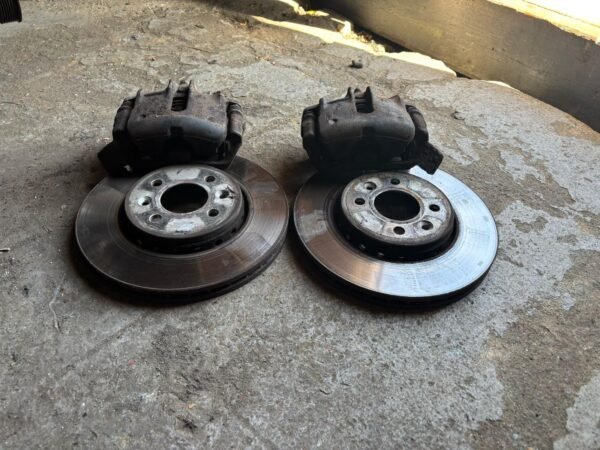 Frenos delanteros Renault Clio sport 172 182