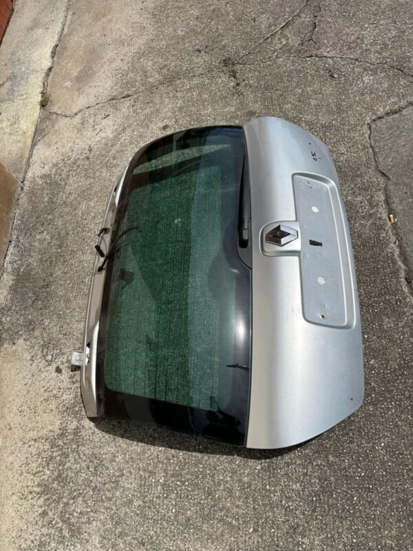 Renault Clio sport 172 182 porton maletero - Imagen 9