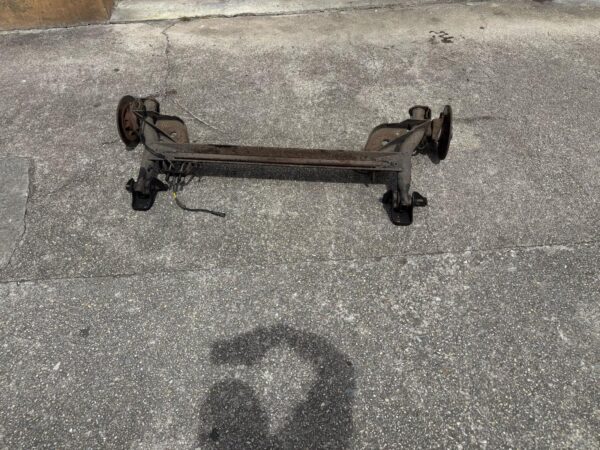 Renault Clio sport 172 182 puente trasero - Imagen 3