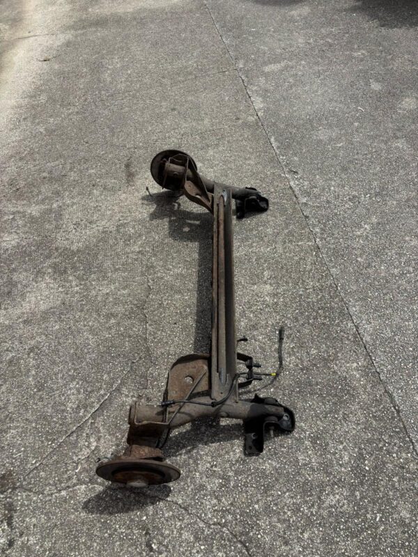 Renault Clio sport 172 182 puente trasero - Imagen 4