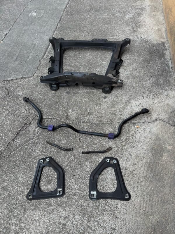 Cuna motor delantera Clio sport 2 172 182