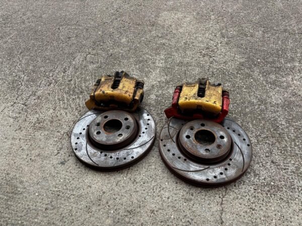 Frenos delanteros Clio sport 2 172 182