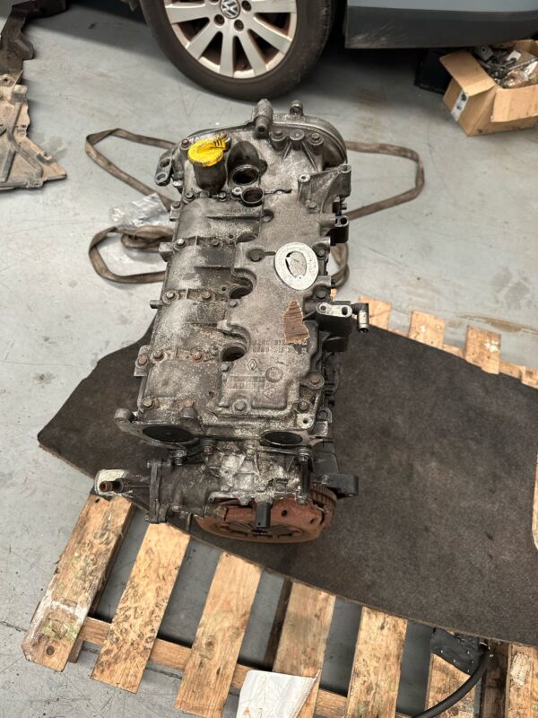 Renault Clio sport 172 182 motor - Imagen 5