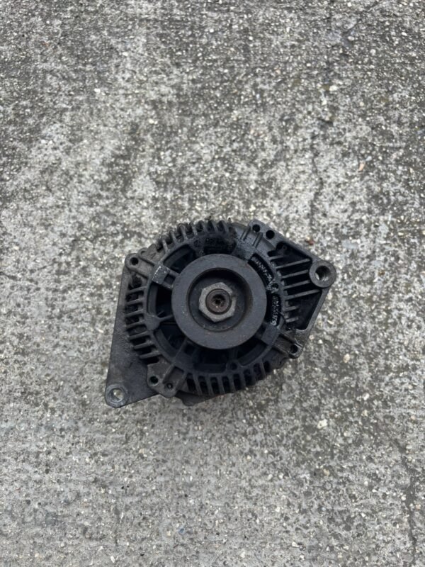 Alternador Clio sport 2 172 182 - Imagen 4